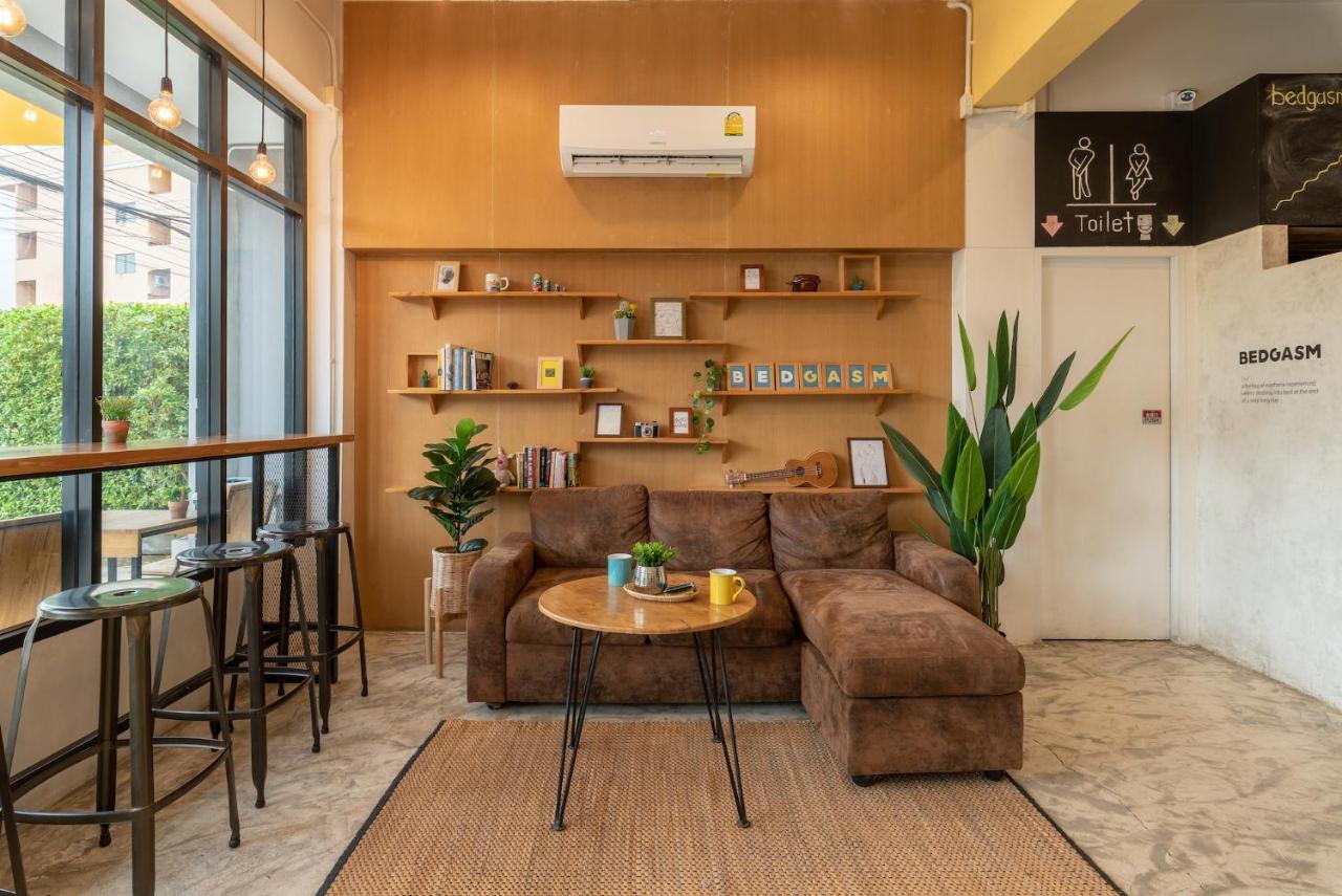 Bedgasm Hotel X Cafe Nimman Chiang Mai Eksteriør billede
